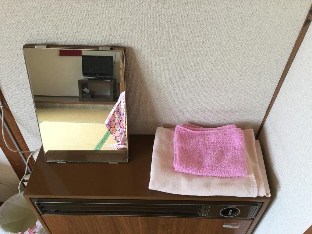 Sumire Inn NakaNakafurano Quarto foto